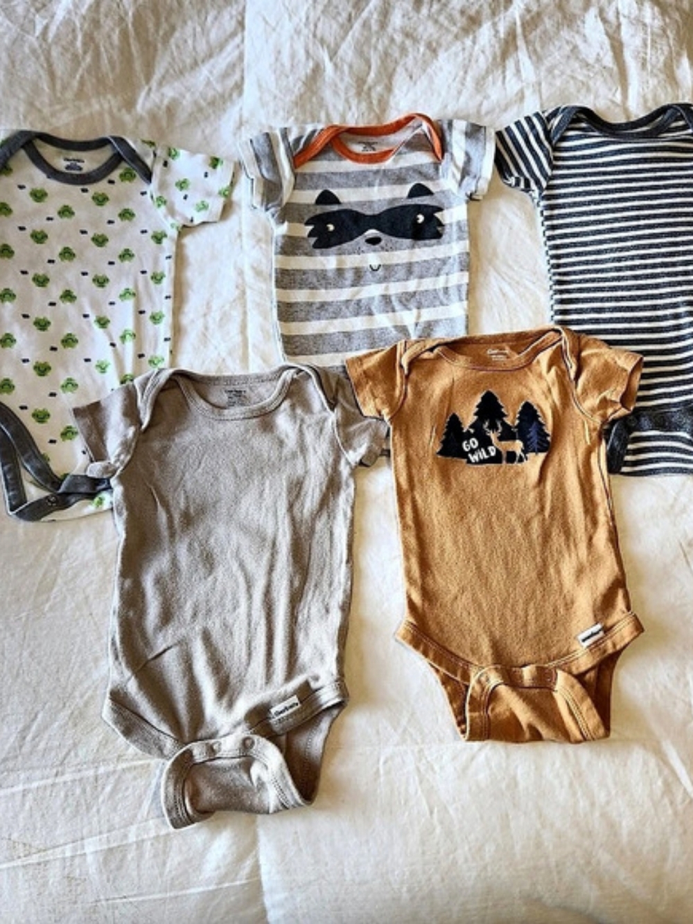 Gerber Baby Boys Short Sleeve Onesies Bodysuits 5-Pack Baby 3-6M Gray & White